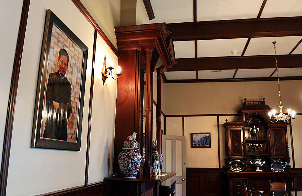 Hoenig House Dai portrait