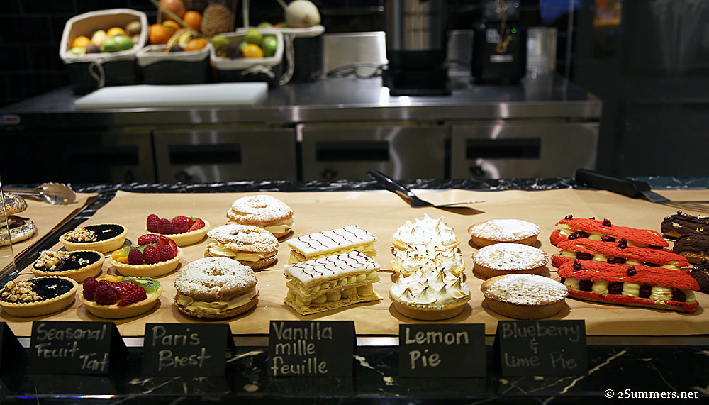 Four Seasons deli pastries