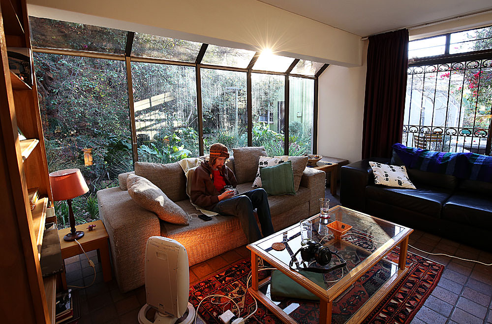 New-house-lounge-with-Ray