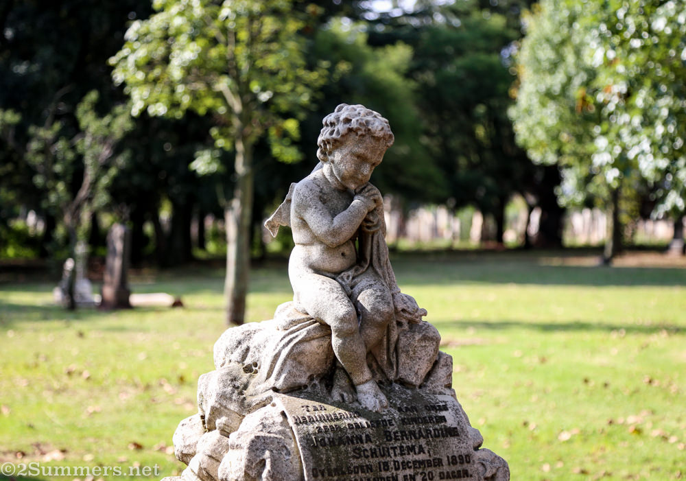 Grave stone in Braamfontein Cemetery