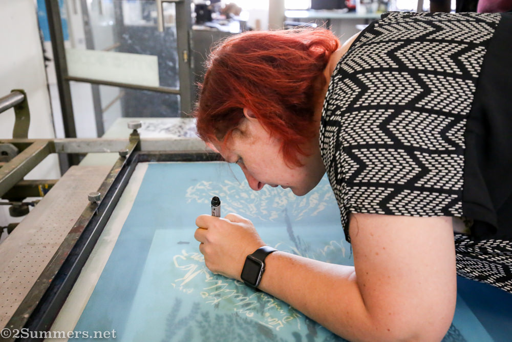 Correcting the screen print