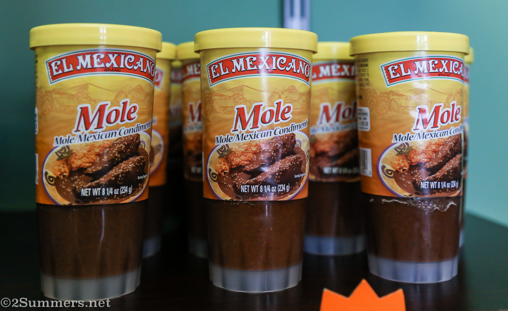 Azteca Mexican food mole sauce