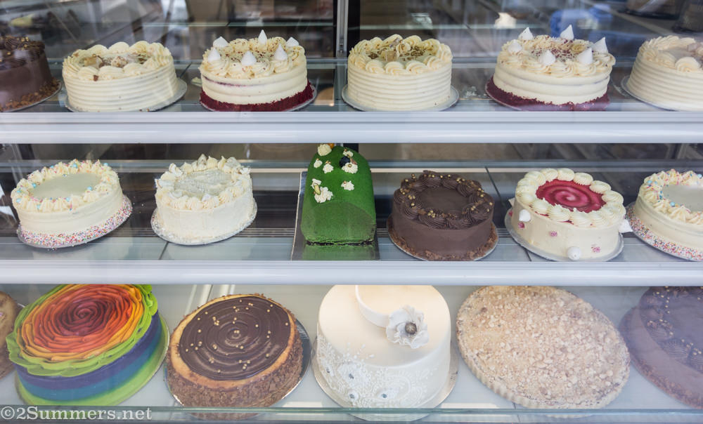 Pastry case in Café Patisse