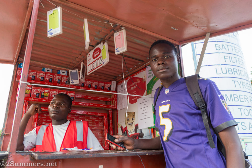 Duncan in Baltimore Ravens jersey