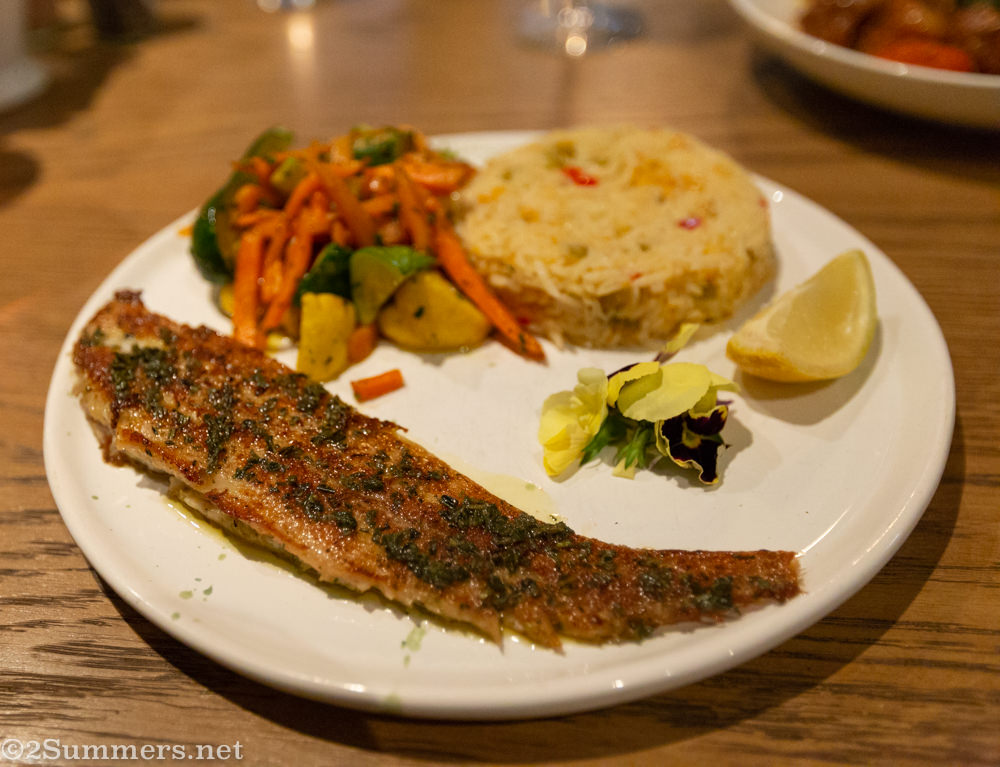Fillet of sole with rice and veggies