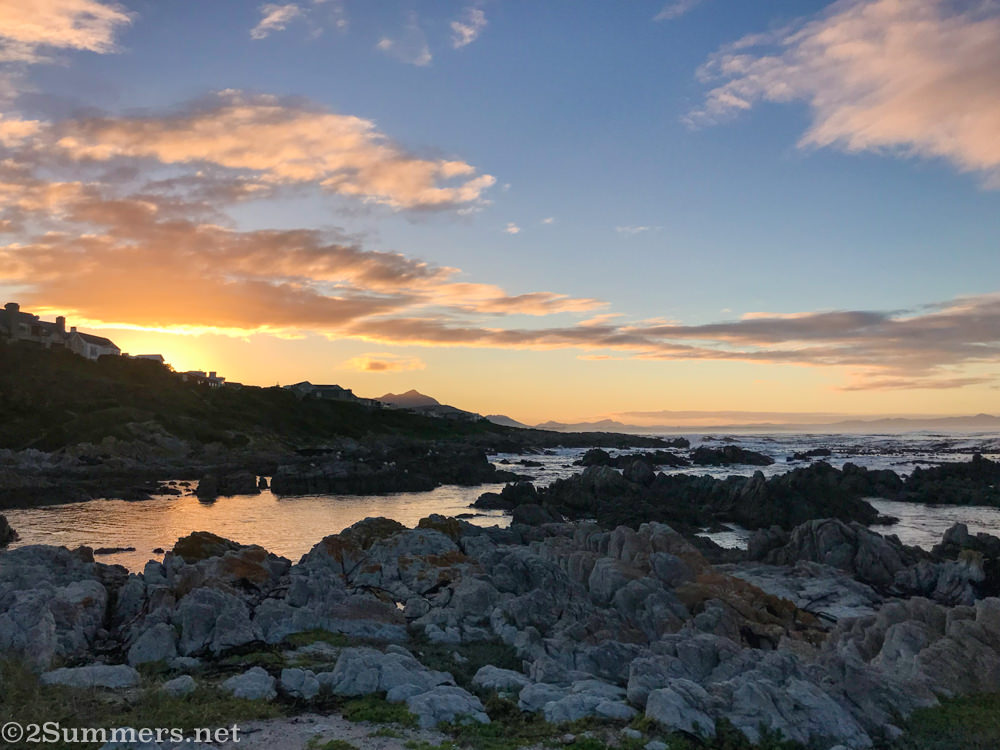 Sunrise Breakfast Bay