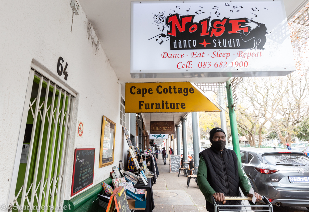 Outside the market in Parkview