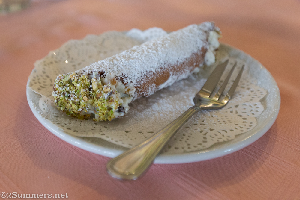 Cannoli from da Graziella
