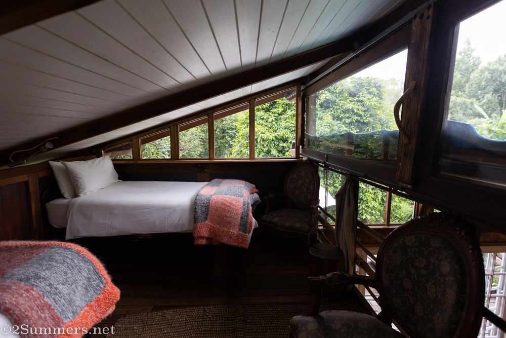 Loft room in Storms River Airbnb