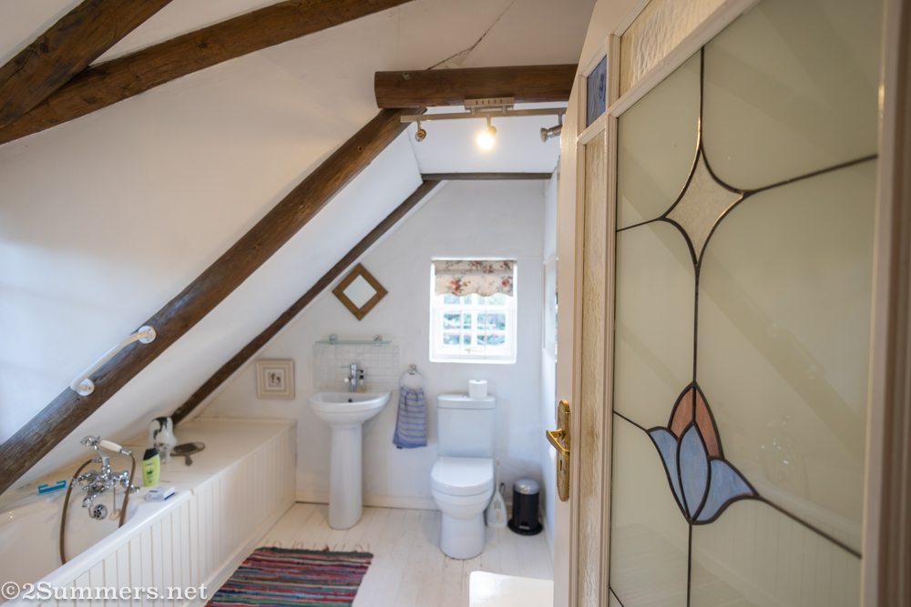 Bathroom in Rosewood Airbnb