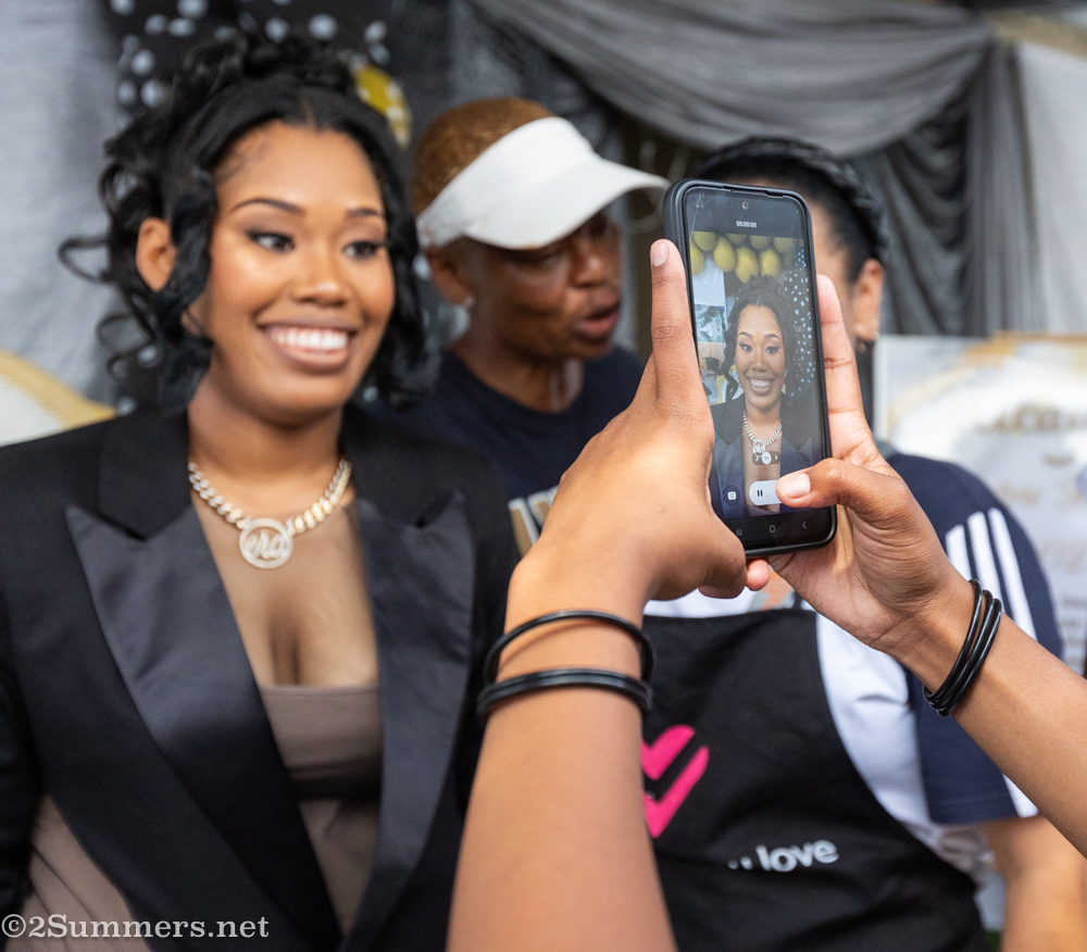 Micayla getting swarmed by papparazi