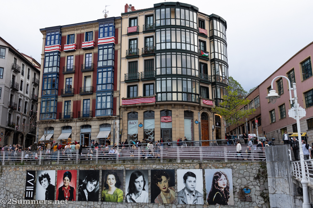 Women artist street art